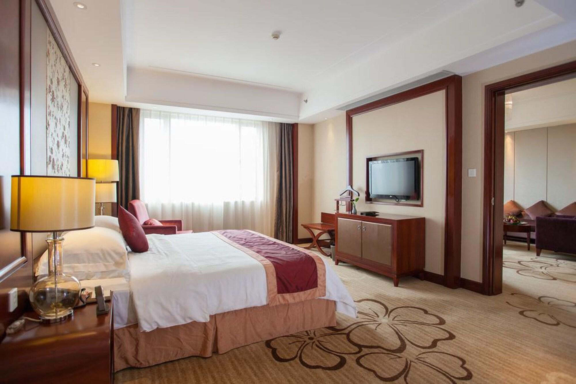 Ramada Plaza Shaoguan City Centre Zewnętrze zdjęcie
