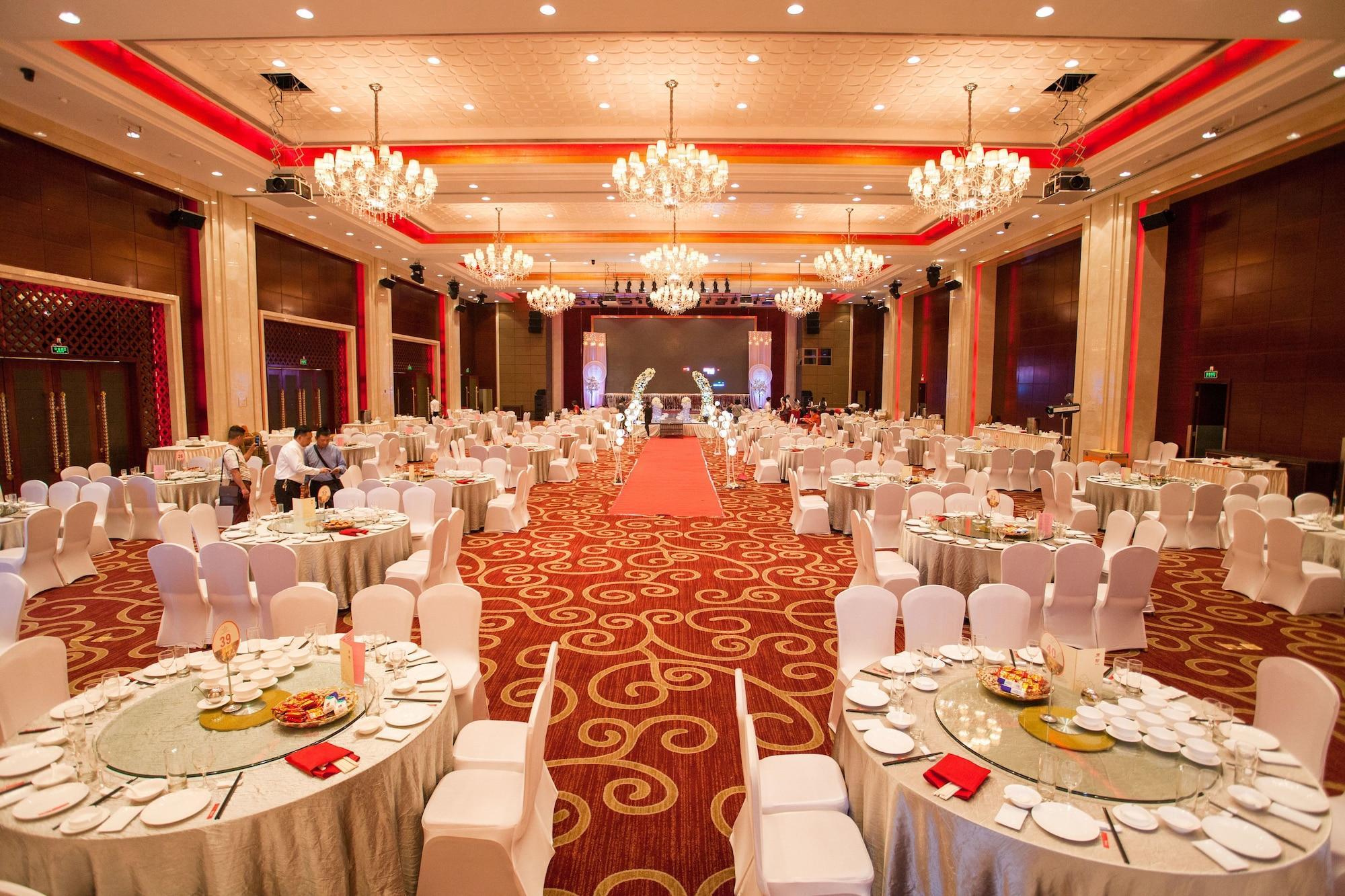 Ramada Plaza Shaoguan City Centre Zewnętrze zdjęcie
