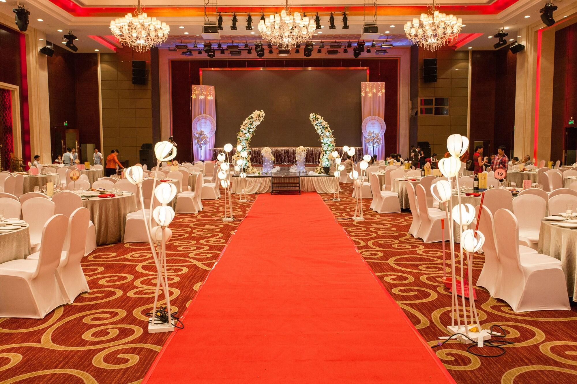 Ramada Plaza Shaoguan City Centre Zewnętrze zdjęcie