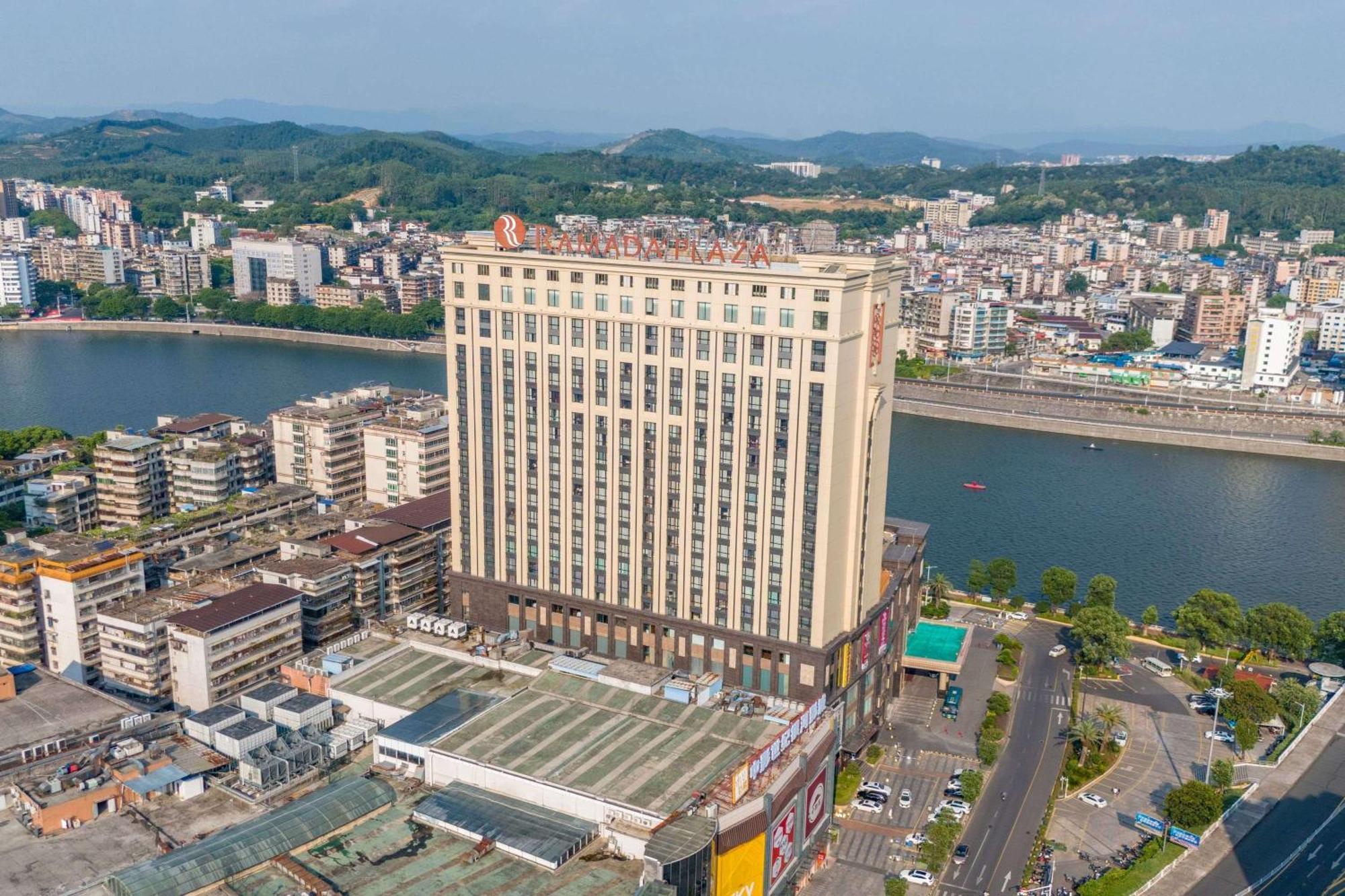 Ramada Plaza Shaoguan City Centre Zewnętrze zdjęcie